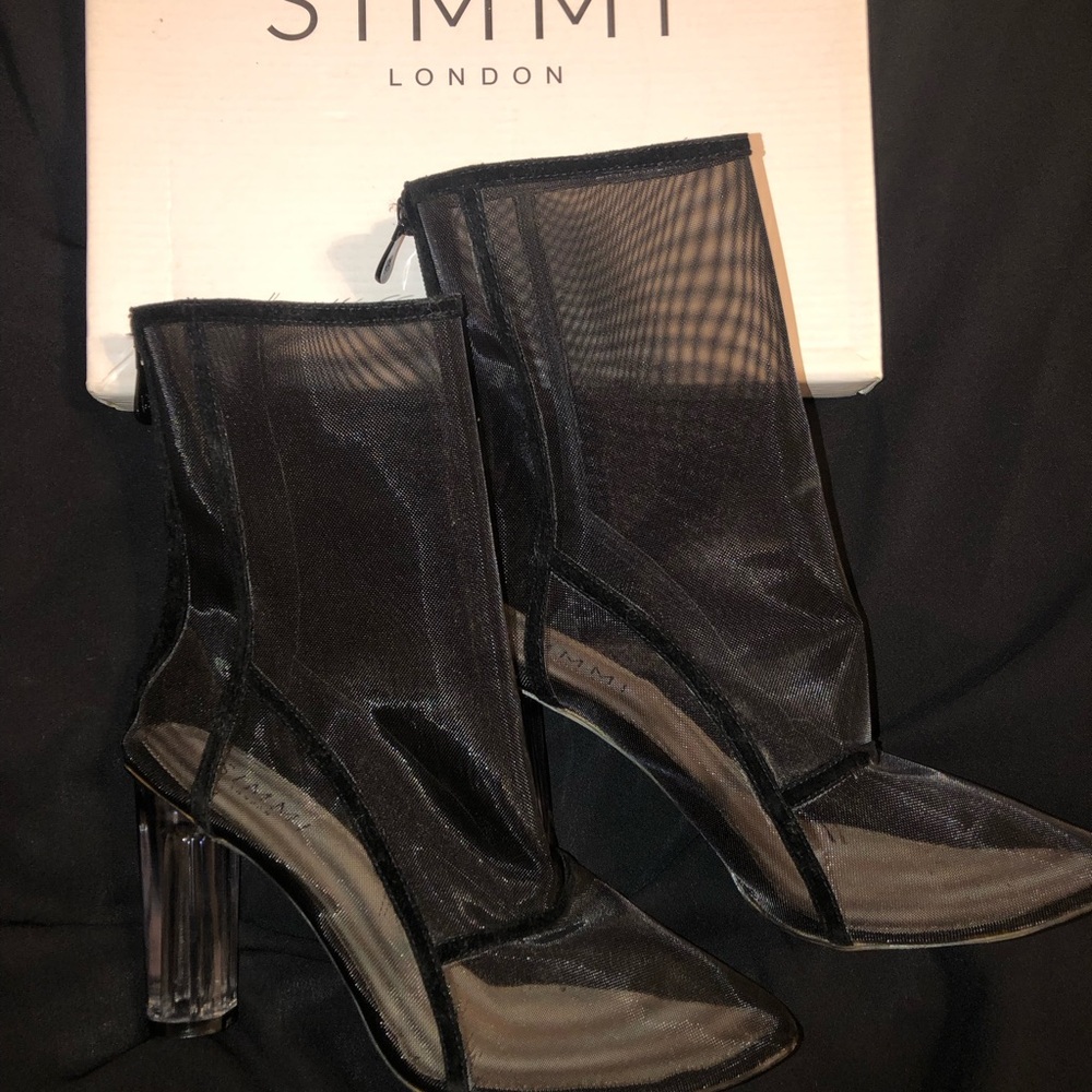 STUNNING Black Sz 9 Heeled Boots with Transparent Acrylic Heel